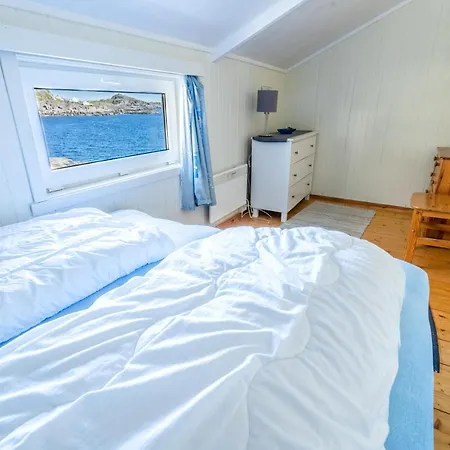 A-hamna Rorbuer Holiday home *