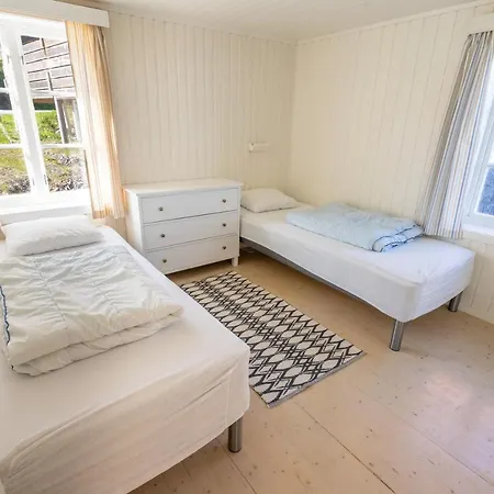 Holiday home A-hamna Rorbuer *