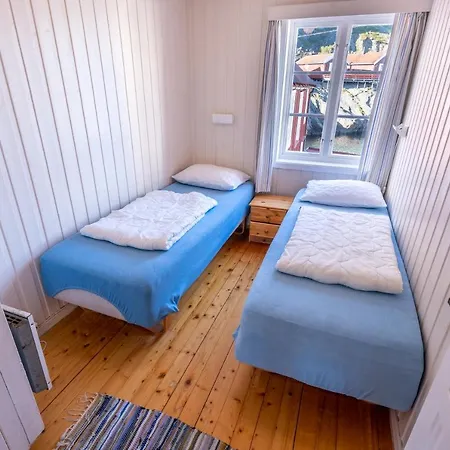 Holiday home A-hamna Rorbuer