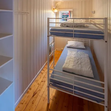 Holiday home A-hamna Rorbuer