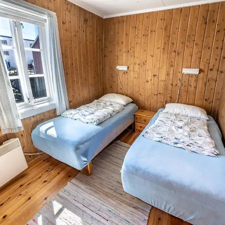 A-hamna Rorbuer Holiday home