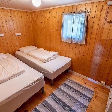 A-hamna Rorbuer Holiday home *
