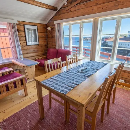 A-hamna Rorbuer Holiday home